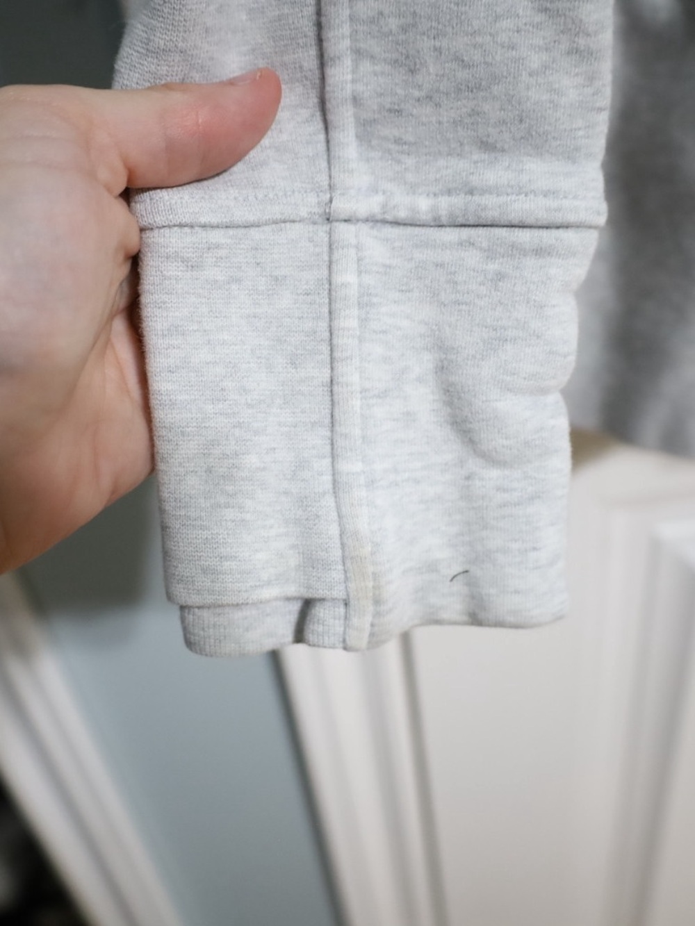 Lululemon Hooded Radiant Jacket Heathered Core Ultra Light Grey Womens Size 6 - Picture 6 of 10
